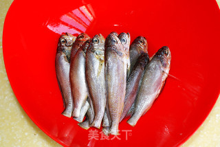 锅贴黄花鱼的做法步骤：3