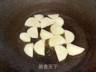 墨鱼籽烧土豆的做法步骤：4