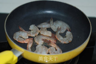 甜蜜凤尾虾的做法步骤：2