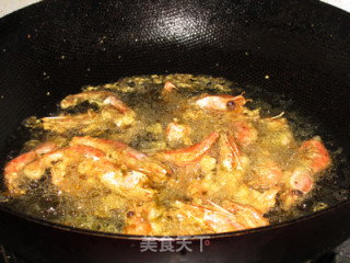 香酥椒盐北极虾的做法步骤：8
