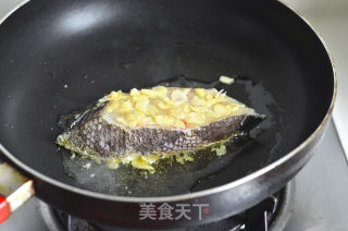 多重口感和味觉的享受---香煎杏仁鳕鱼的做法步骤：6