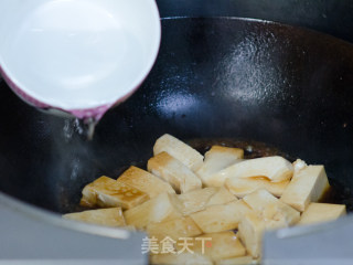 豆腐烧梭子蟹的做法步骤：9