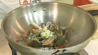 姜葱焗螃蟹的做法步骤：5