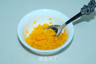 咸蛋黄焗膏蟹的做法步骤：2