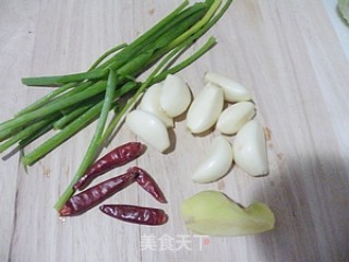 节日大菜----香辣炒蟹的做法步骤：4