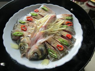 清蒸鳊鱼的做法步骤：4