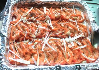 流口水的烤虾的做法步骤：4