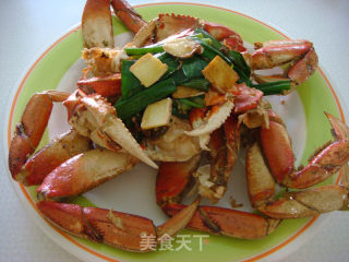 姜葱炒蟹的做法步骤：11