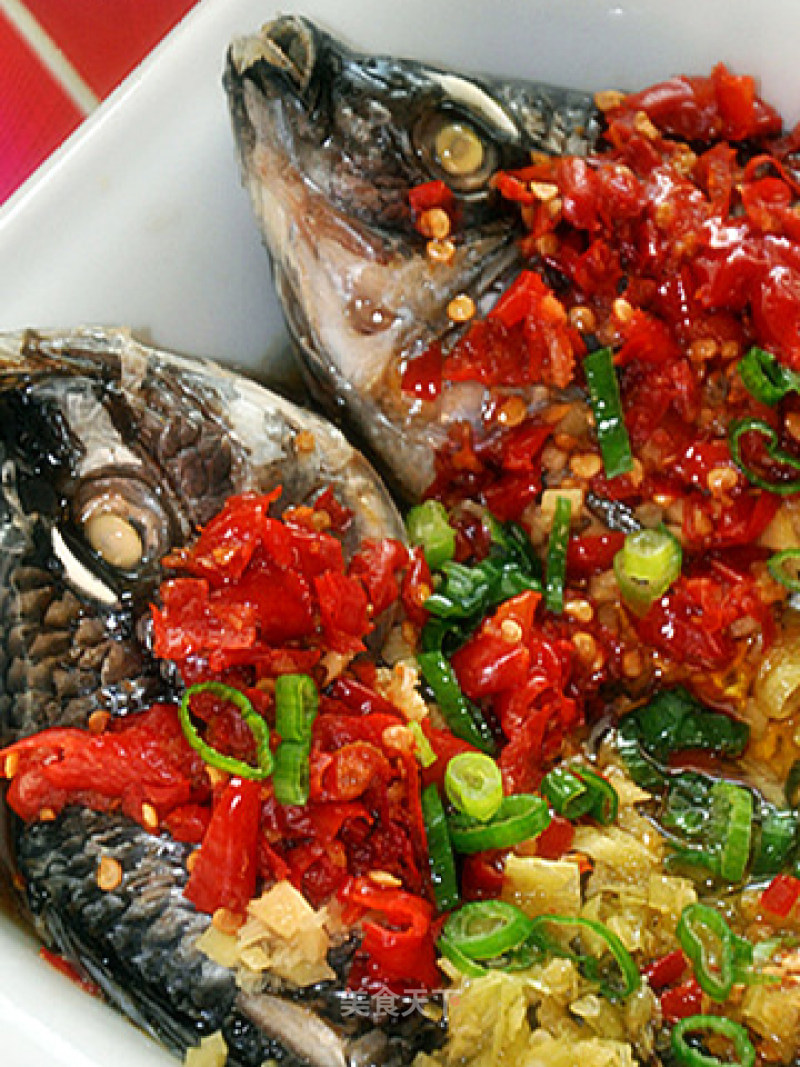 【双椒罗非鱼】令人食指大动的菜的做法