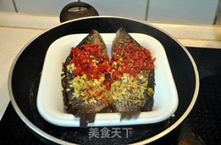 【双椒罗非鱼】令人食指大动的菜的做法步骤：4