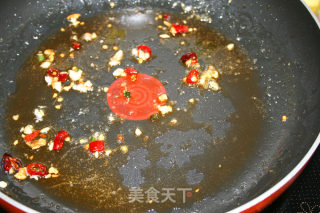 巧用咖喱做创新美味营养的红虾——【香酥咖喱红虾】的做法步骤：7