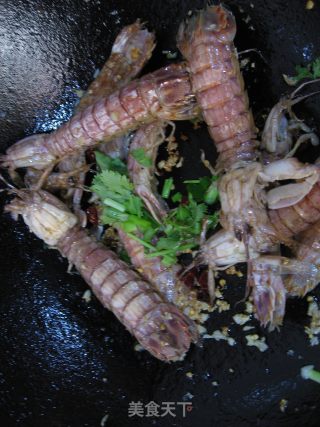 椒盐皮皮虾的做法步骤：9