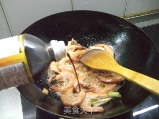 油闷大虾的做法步骤：5