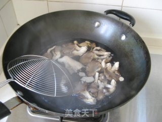 塔吉锅之蔬菜海鲜锅的做法步骤：2
