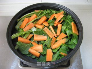 塔吉锅之蔬菜海鲜锅的做法步骤：4
