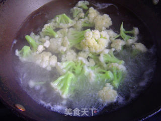 【福州家常菜】活蟹炒白粿的做法步骤：3