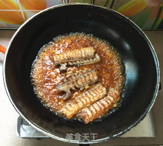 小米椒焖烧带鱼的做法步骤：10