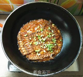 小米椒焖烧带鱼的做法步骤：11