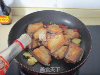 泡椒干锅带鱼的做法步骤：7