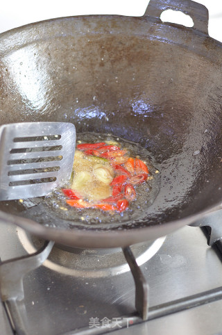泡菜红烧带鱼的做法步骤：4