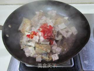 剁椒芋头烧带鱼的做法步骤：13