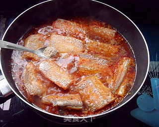 红烧带鱼的做法步骤：11