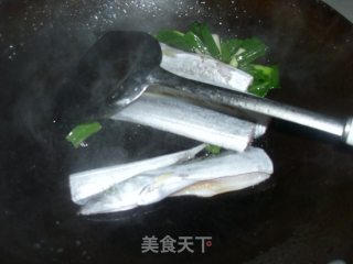 普宁豆酱烧带鱼的做法步骤：6