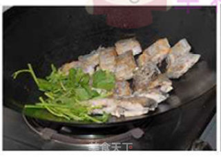 家常煮带鱼的做法步骤：4