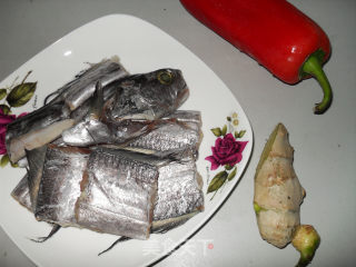 健康美味——清蒸带鱼的做法步骤：1