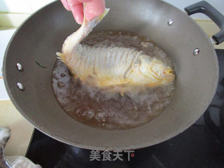 松子大黄鱼的做法步骤：8