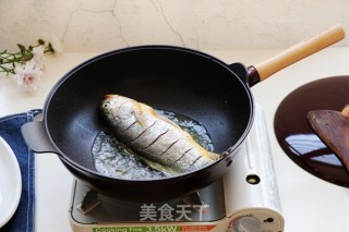 黄鱼炖豆腐的做法步骤：4