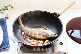 黄鱼炖豆腐的做法步骤：7