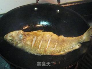 豆瓣酱烧黄鱼的做法步骤：4