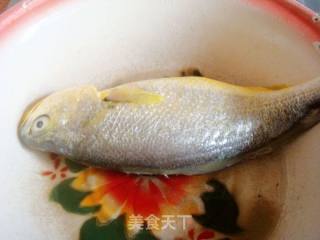 【浙菜】--糖醋鱼的做法步骤：1