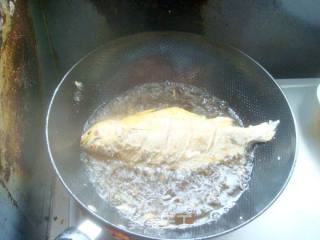 【浙菜】--糖醋鱼的做法步骤：4