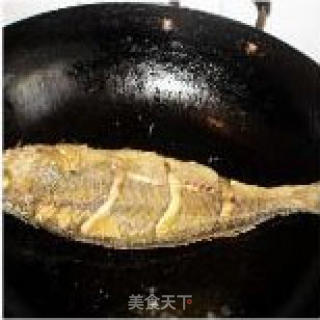 豆腐烧黄鱼的做法步骤：4