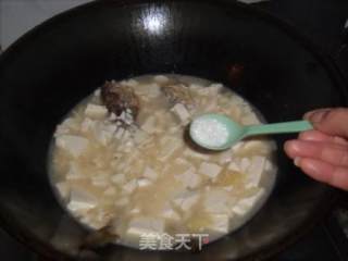 黄鱼豆腐汤的做法步骤：9