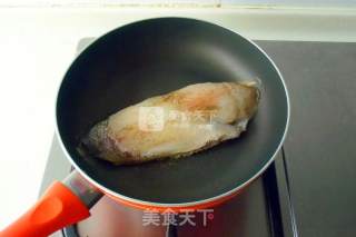 柠香煎鳕鱼的做法步骤：2