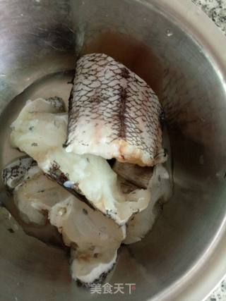 鳕鱼松~鳕鱼肉松的做法步骤：1