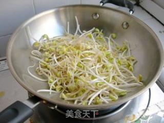 香菇鳕鱼豆芽汤的做法步骤：4