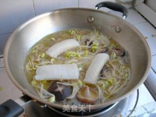 香菇鳕鱼豆芽汤的做法步骤：8