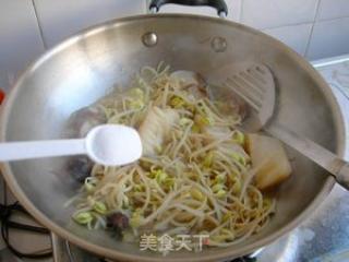 香菇鳕鱼豆芽汤的做法步骤：9