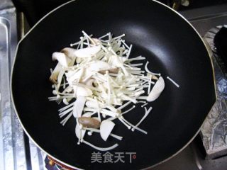 茄汁鳕鱼豆腐的做法步骤：2