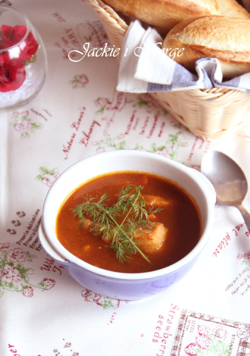 挪威家常菜——番茄鳕鱼浓汤的做法