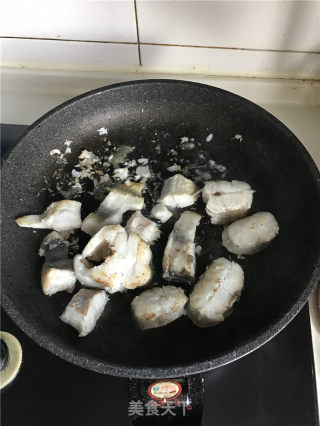 茄汁鳕鱼的做法步骤：3