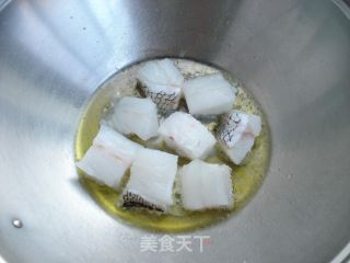 鳕鱼豆腐汤的做法步骤：3