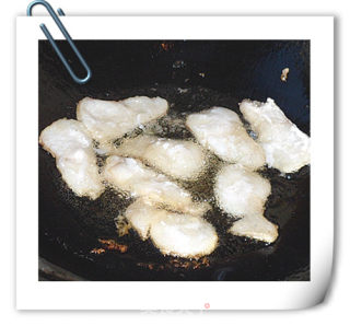 人人都是美食家（2011）----鳕鱼烧双丝的做法步骤：5