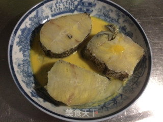 香煎鳕鱼---中国式的杂香鳕鱼做法的做法步骤：2