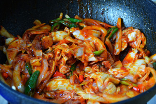 辣白菜炖鲅鱼的做法步骤：6
