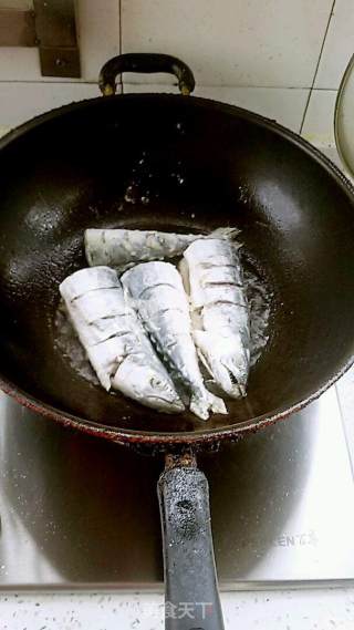 红烧鲅鱼的做法步骤：5